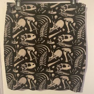 Dinosaur bones skirt (NWOT)